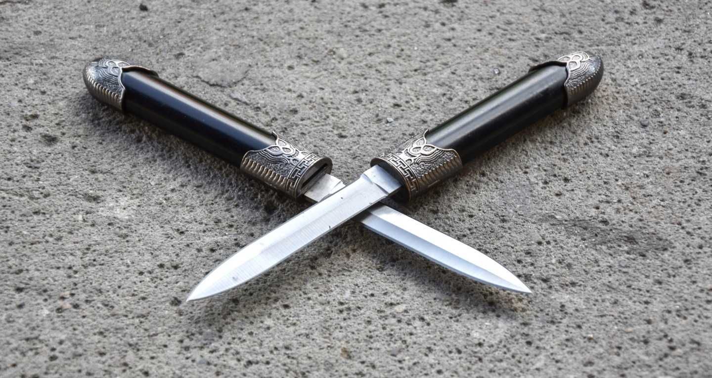 Nóż Sztylet 2W1 Noże Miecz COSPLAY Podwójny Obosieczny
  Antyk