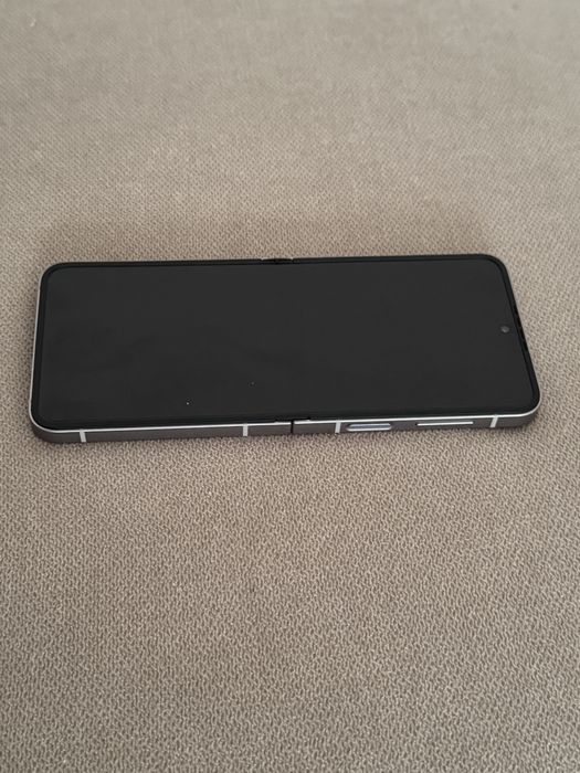 Samsung Galaxy Z Flip 6 | 256 GB | C/ Garantia