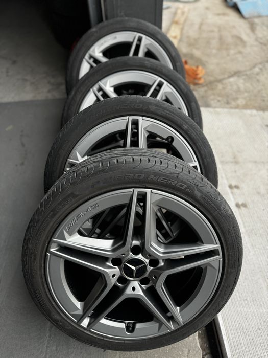 Felgi AMG z oponami 235/40 R18 A35 A45 CLA