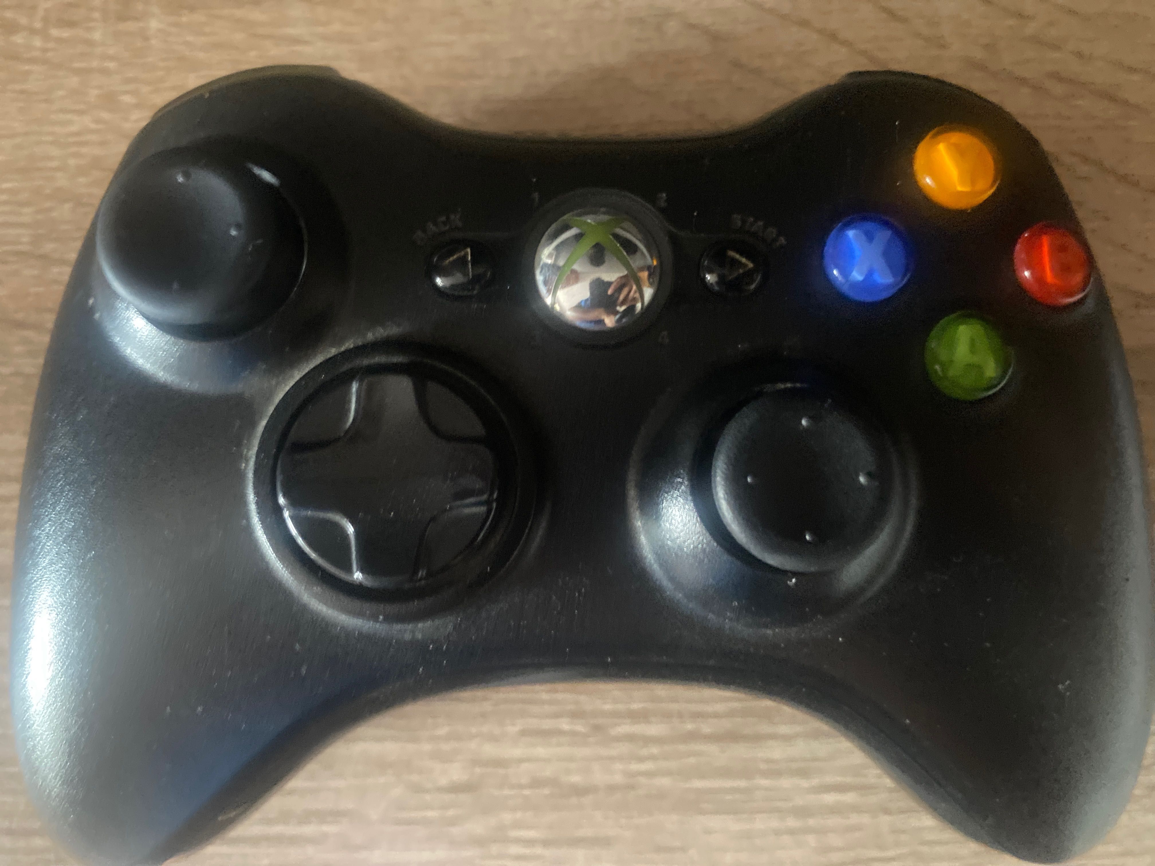 Xbox 360 z jedną grą