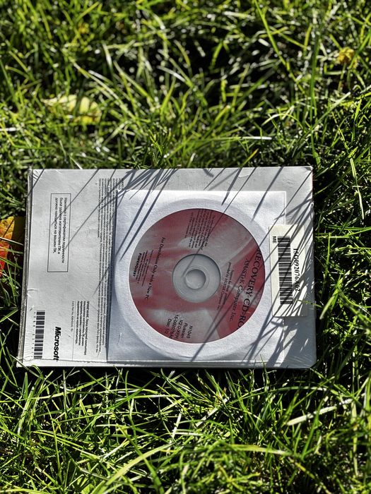 Windows XP Home Edition 2002 запакований (терміновий продаж)