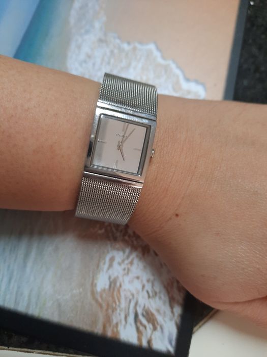 Relógio prateado DKNY