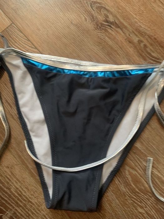 Красивый раздельный купальник размер L. Польша.