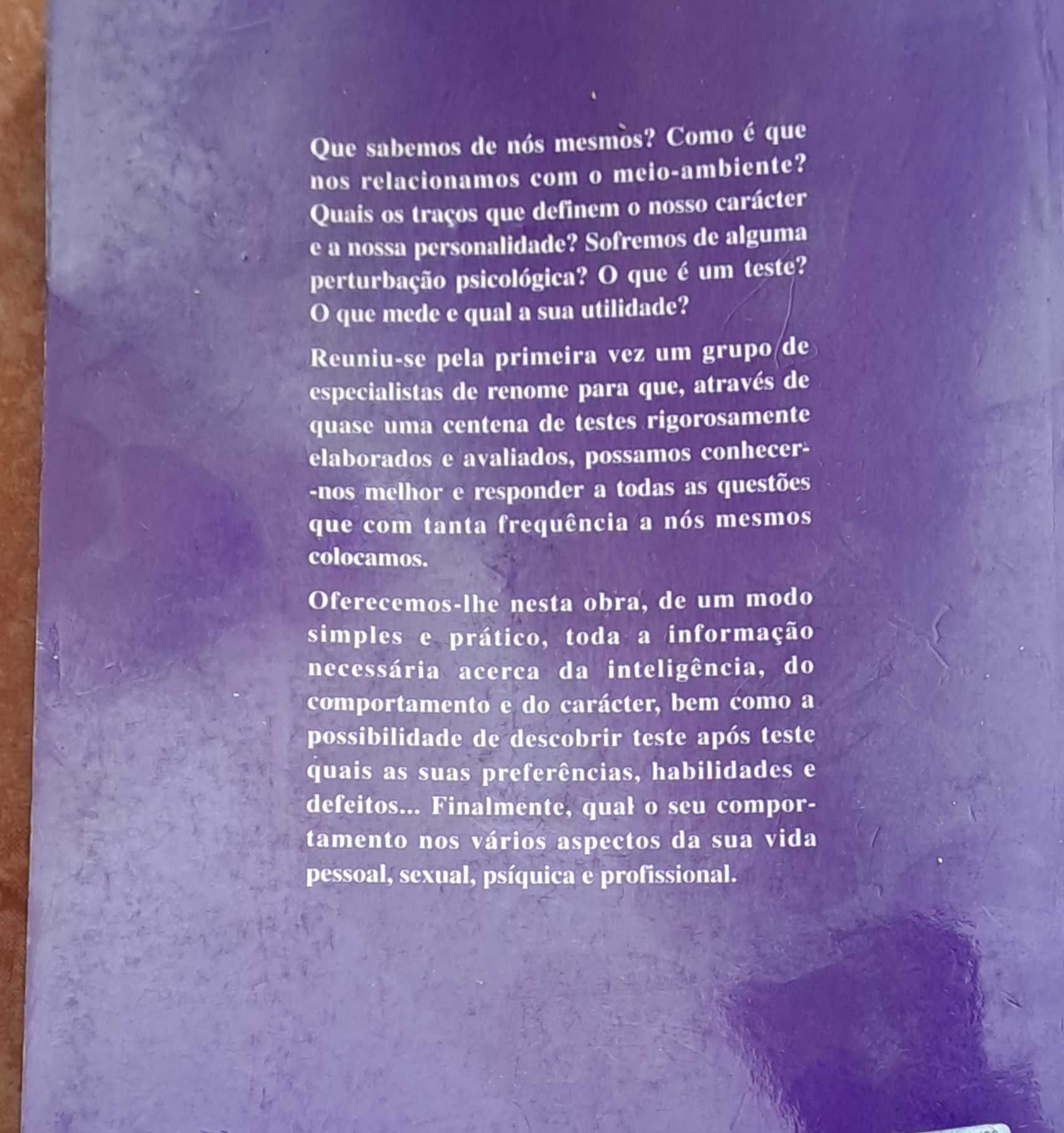 Livro O Grande Livro dos Testes de Maria Dueñas (1)_10,00€_H