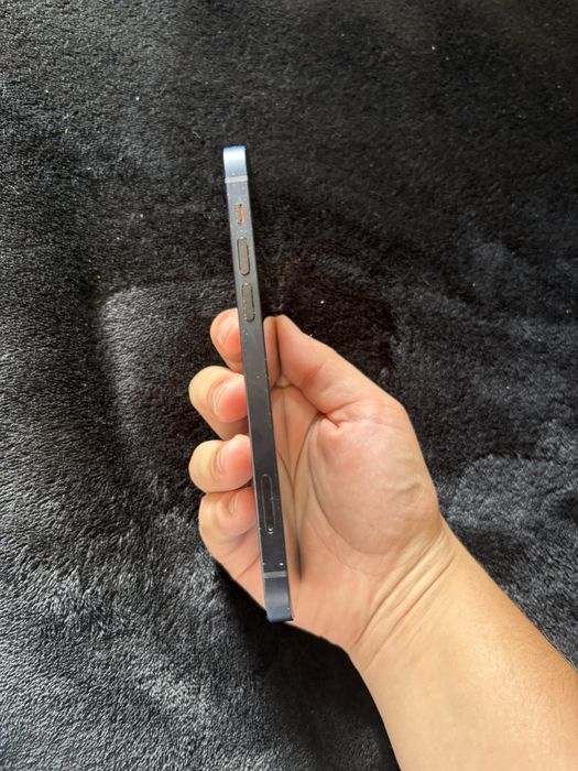 Iphone 12 64GB.