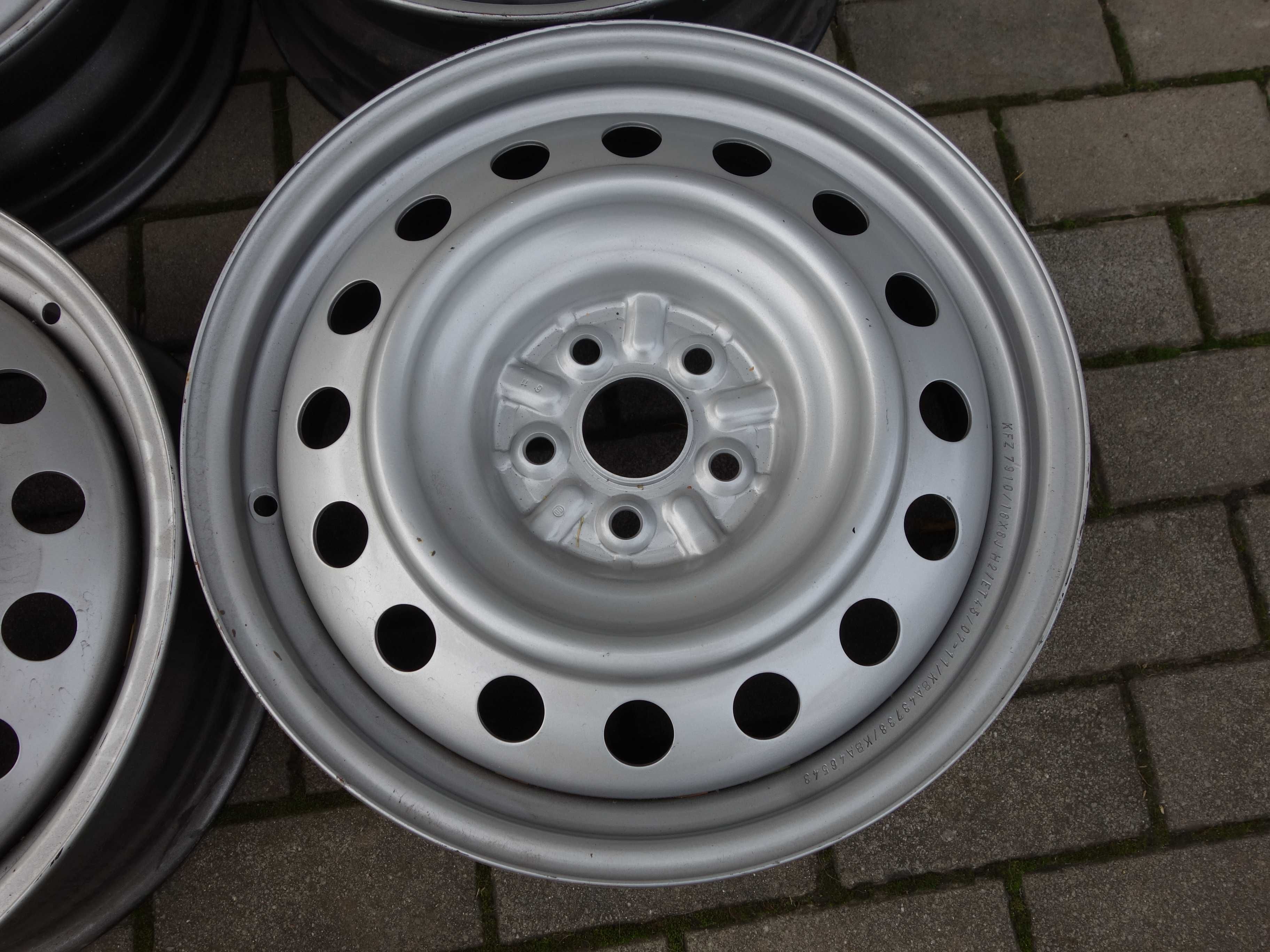 Felgi Stalowe TOYOTA YARIS IV  16'' 5x100 Nowe