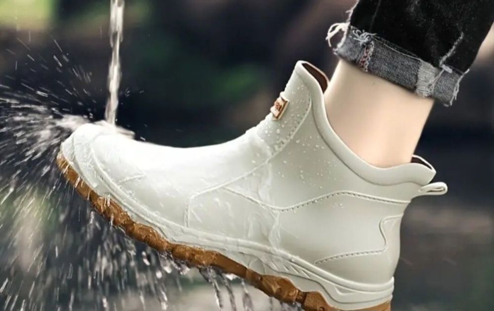 Черевики чоботи гумові дощові