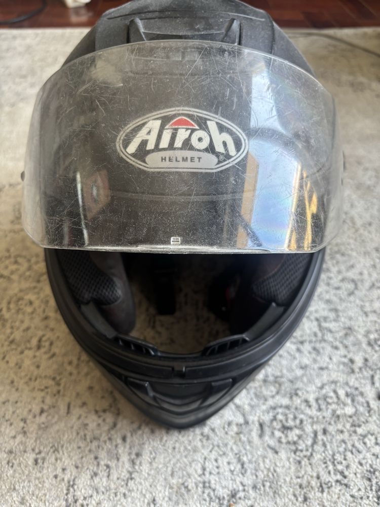 Capacete mota Airoh