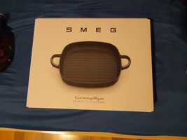 Żeliwna Patalnia grillowa Smeg cast iron 26 cm