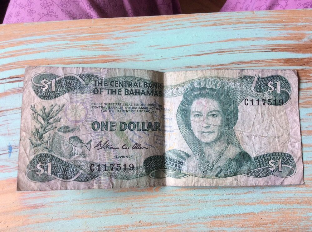 Nota bahamas 1 dollar do ano 1974