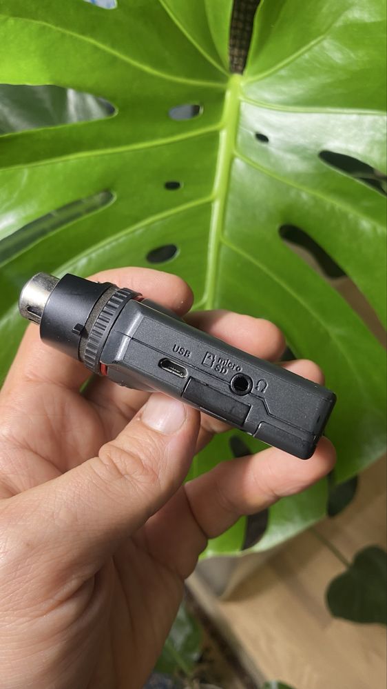 Диктофон Tascam DR-10X для ручного микрофона XLR разьем