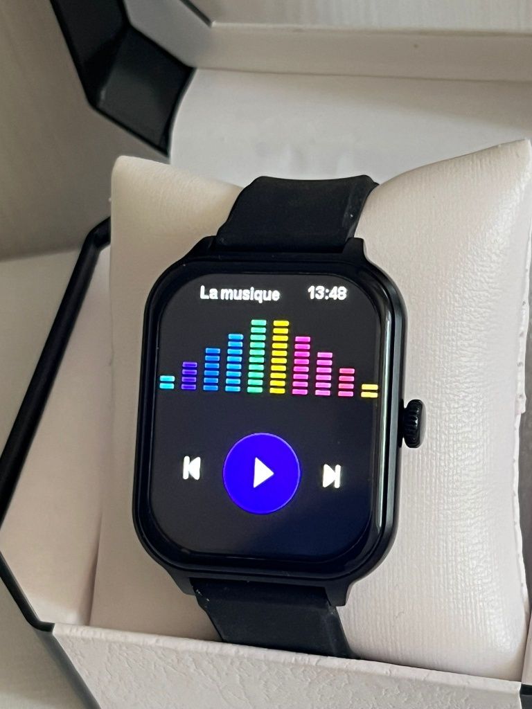 Smartwatch L16 – Duży wyświetlacz 2.01", funkcja połączeń
