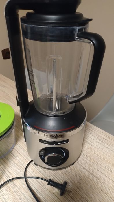 Blender próżniowy Bosch VitaPower Series 8 MMBV625M 1000W