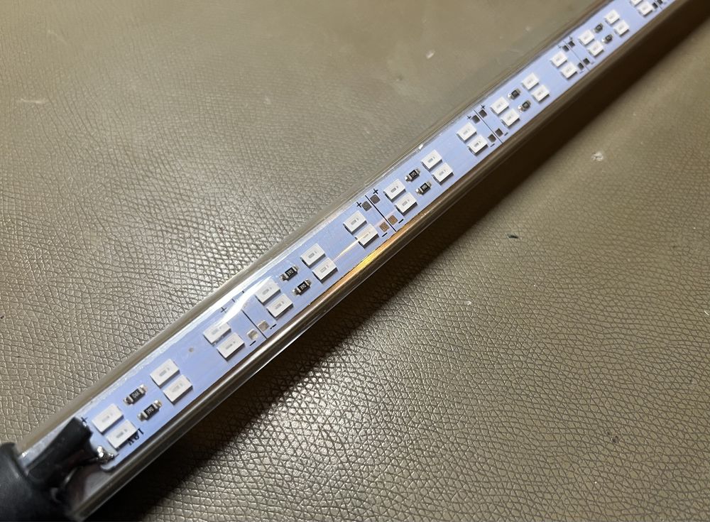 Tuba belka LED niebieska długość 52 cm
