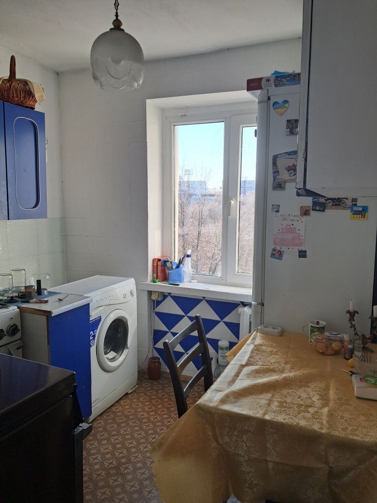 Продам двух комнатную квартиру в г. Днепро.