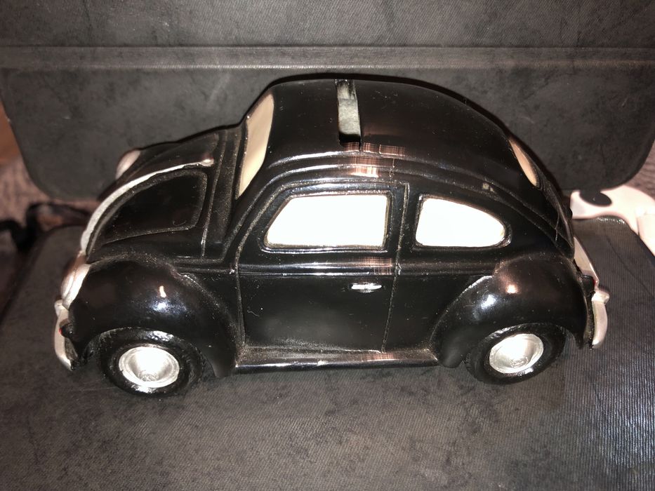 Mealheiro antigo carocha