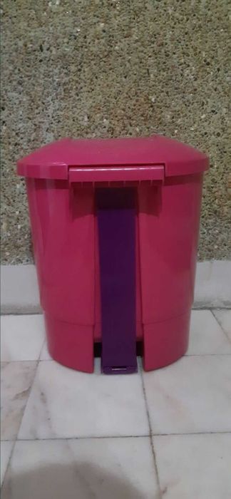 caixote e Lixo, como novo.  50L +/-