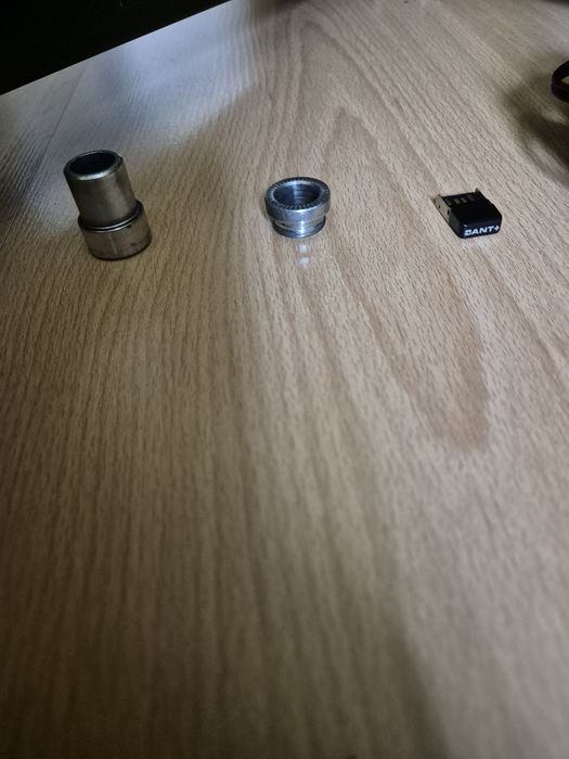 Trenażer Elite Suito-T + kaseta 9s + ANT+USB, pudło, bdb stan