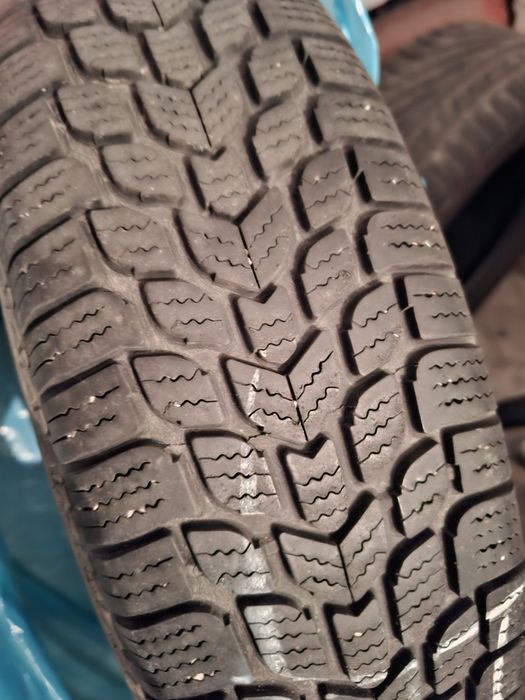 Opony zimowe komplet felgi stalowe 185/55 R13