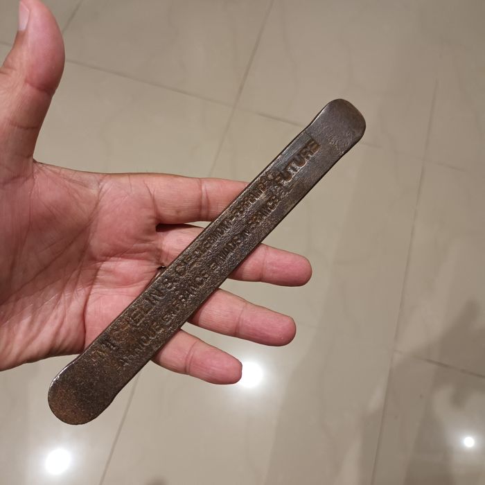 Antigo desmonta da Michelin