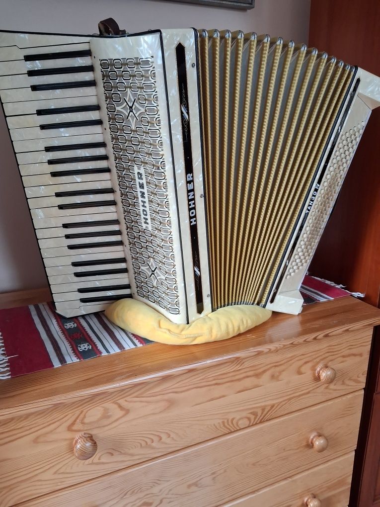 Sprzedam akordeon Hohner