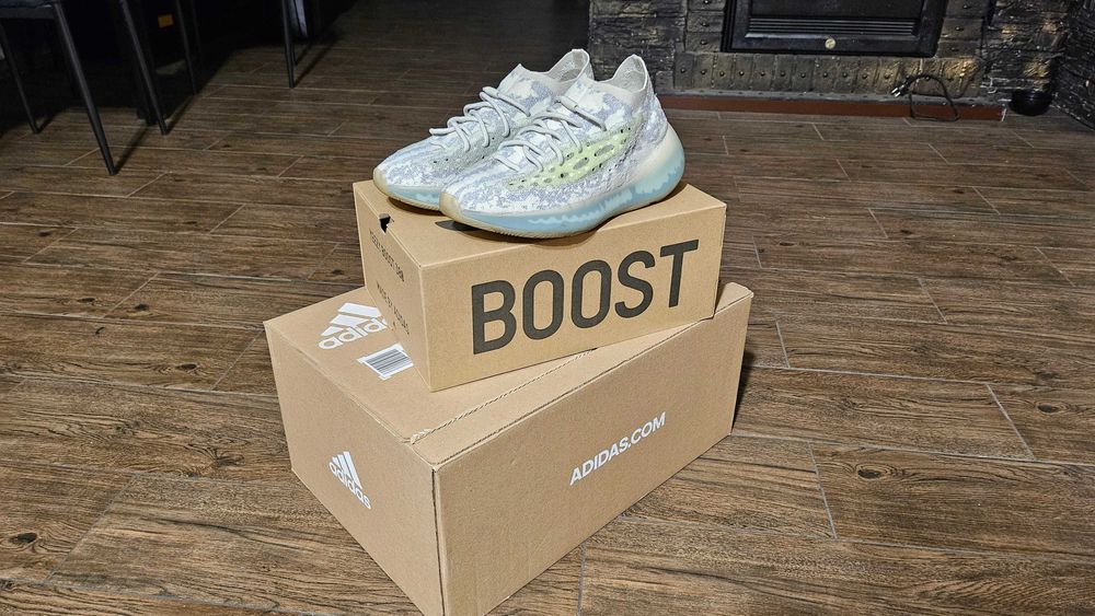 Oryginalne Adidas Yeezy Boost 380 Alien Blue r. 46 2/3