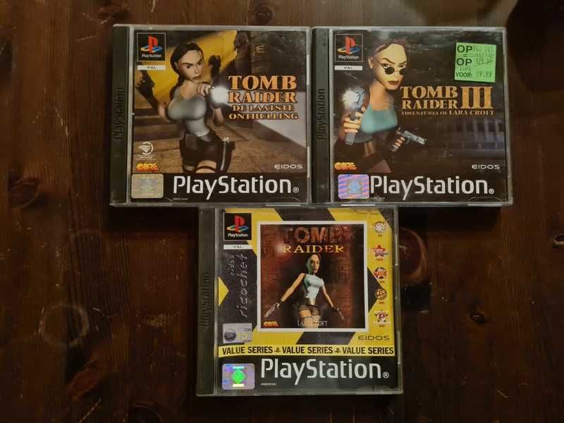 Playstation 1 zestaw 3 gier Tomb raider kolekcja stan BDB  Ps1 Psx