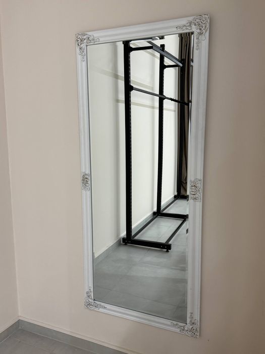 Меблі для магазину шоуруму одягу терміново