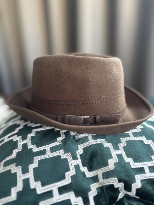 Brązowy kapelusz kapelusik r. 55