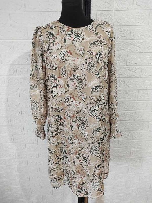 Sukienka rozmiar L koktajlowa cena 8 zł