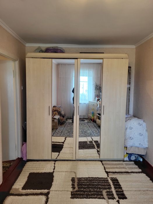 2-х кв., 3/9 пов., 48/28/8, АГО, МП вікна. Р-н: ""5/5. Ціна: 51500 $.