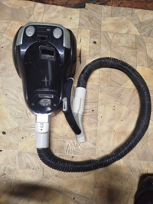 Пилосос Saturn ST-1270 б/у