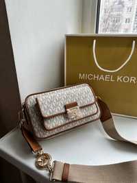 Сумка Michael Kors Bradshaw Camera