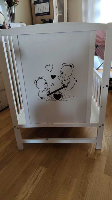 Łóżeczko dziecięce białe