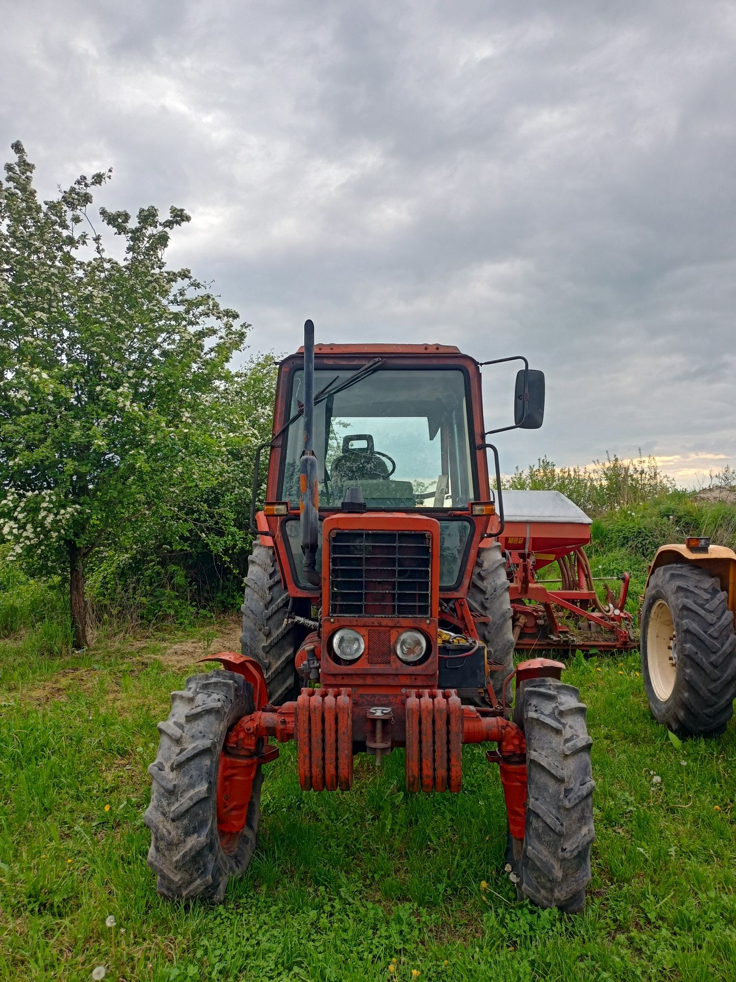 Belarus MTZ-82..