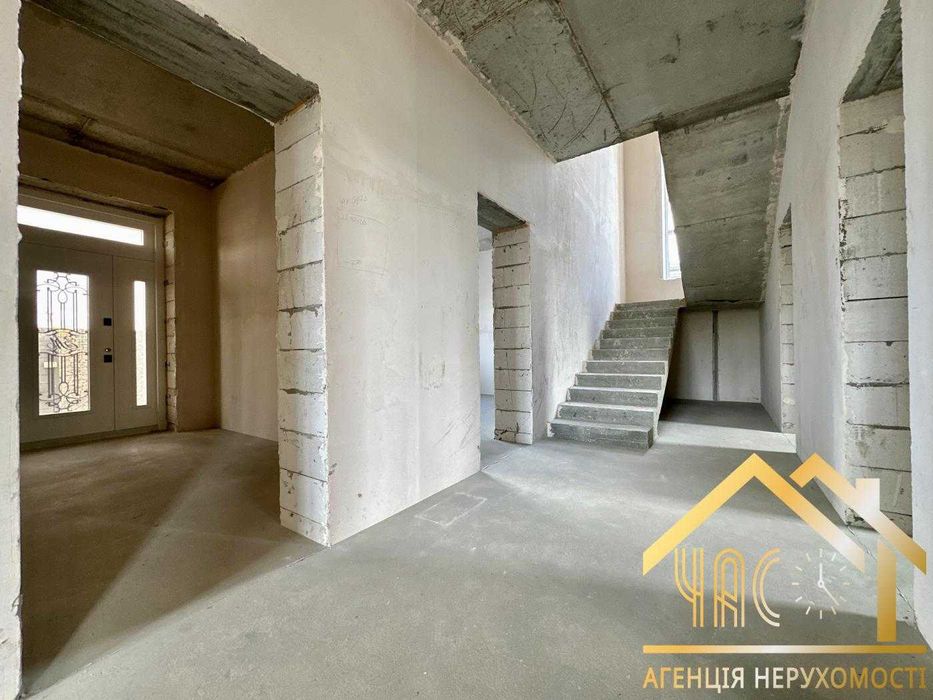 БЕЗ КОМІСІЇ! Стильний будинок з наповненням+автонавіс у с. Крюківщина