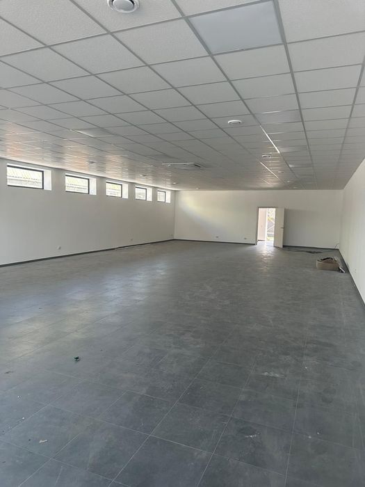 Виробниче приміщення. Центр. Офіс