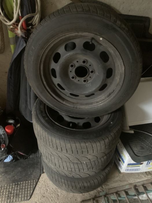 Продам колеса зимові