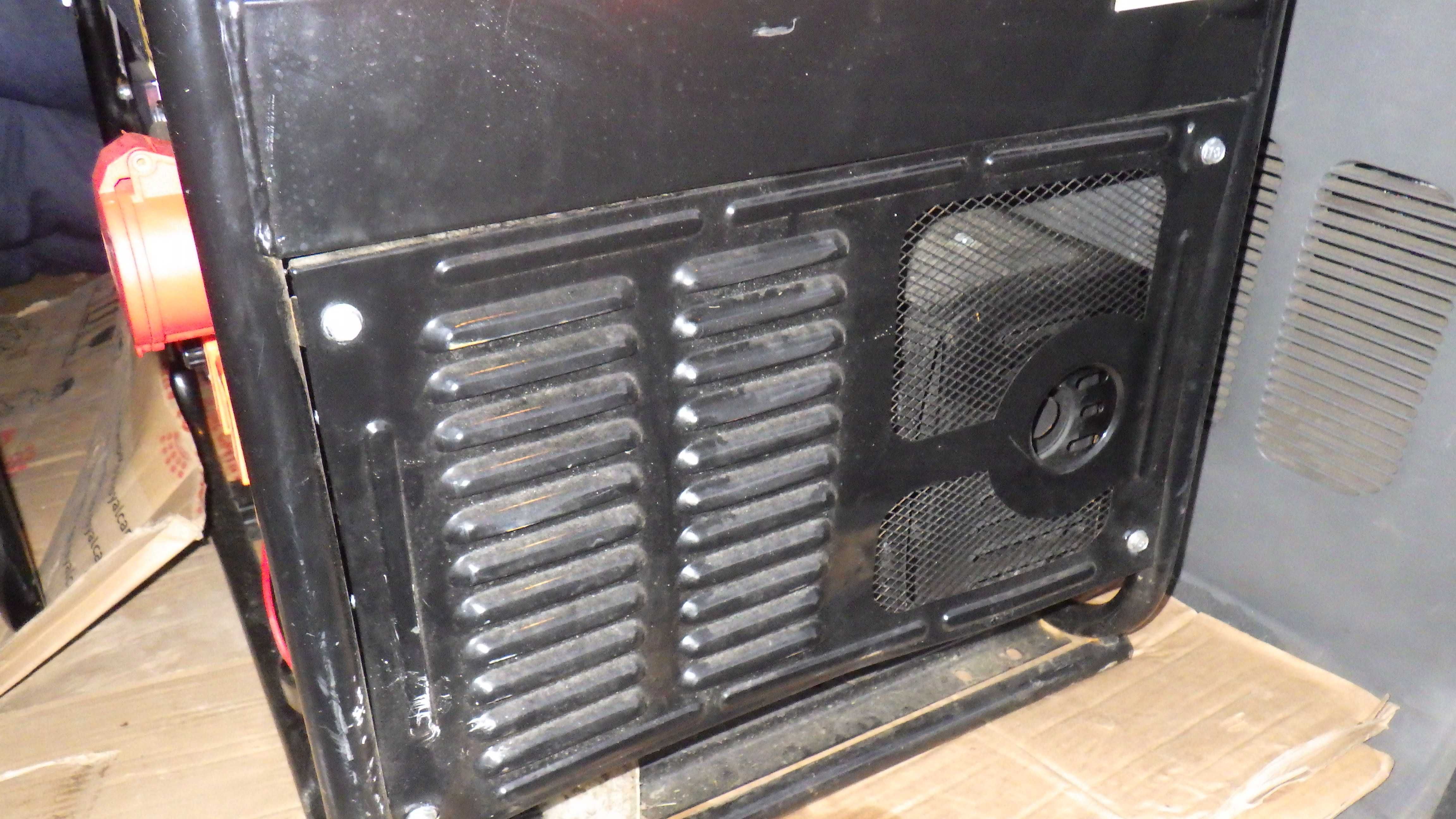 Agregat   Prądotwórczy , Generator  Prądu Duzy Model 5.5 Kva 3 Fazowy