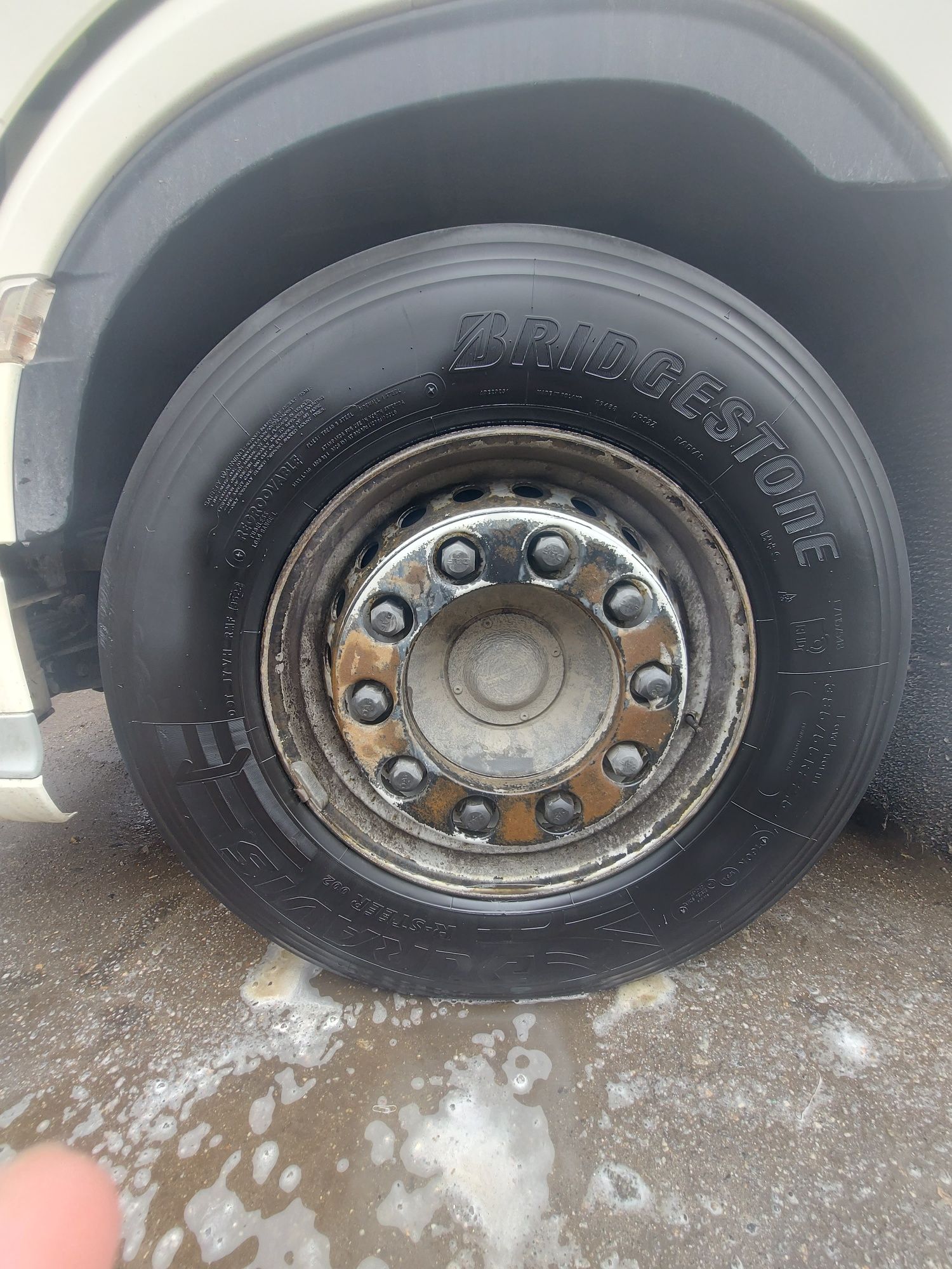 Продам резину BRIDGESTONE