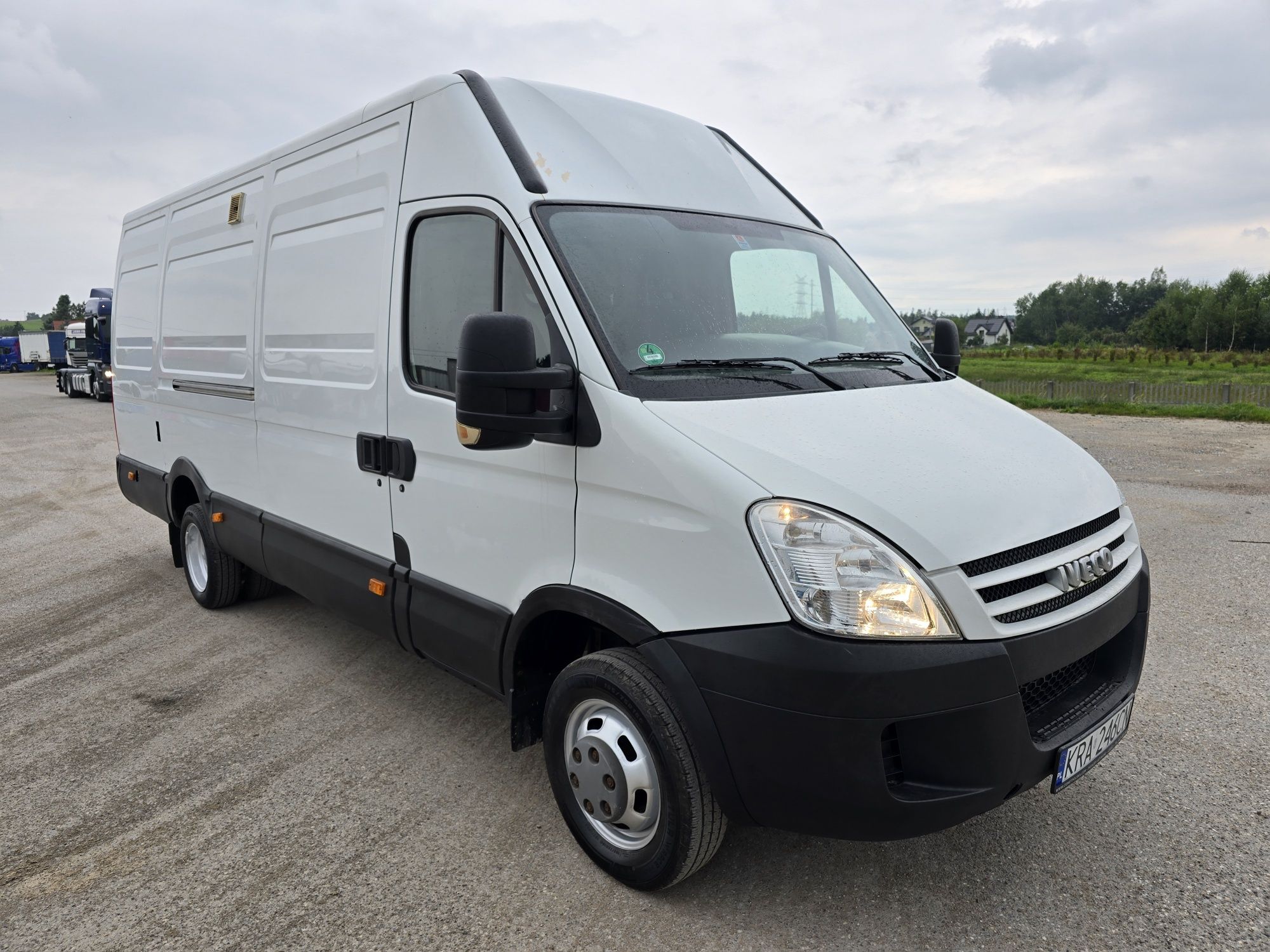 Iveco DAILY 50C18 3.0 rej. na 3,5t Bliźniak 2008 L4