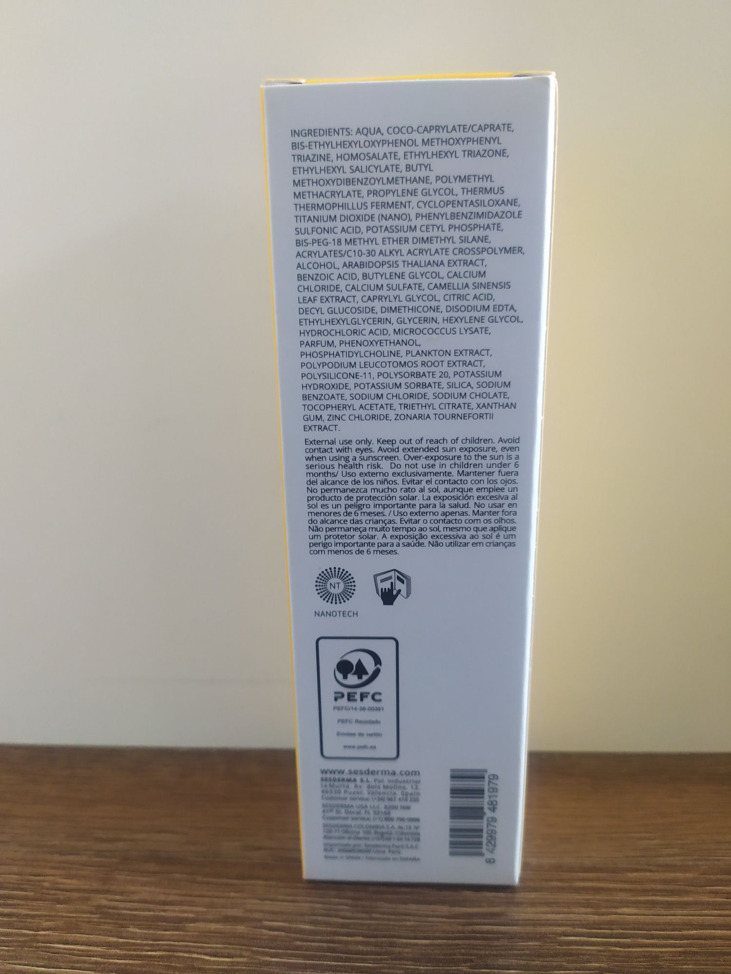 Sesderma Repaskin Invisible, Fluid przeciwsłoneczny do twarzy SPF50+