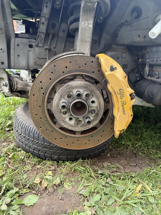 Zaciski tarcze przod i tyl alfa romeo giulia 2.9 quadrifolgio