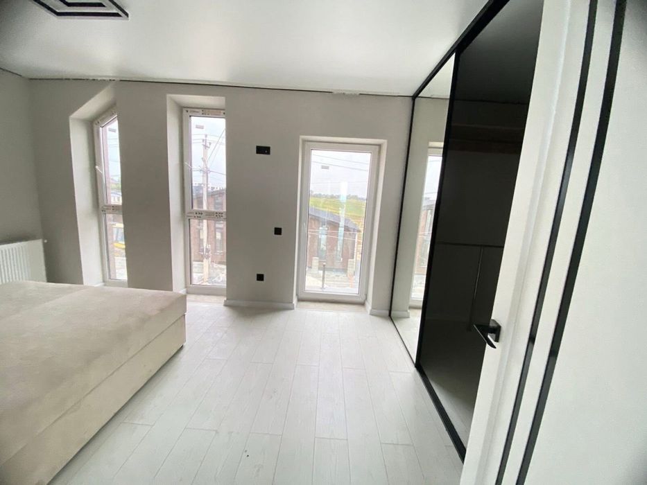 Продається будинок у селі Підгороднє