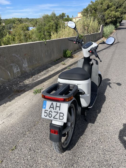 Askoll espro 50cc / 125cc - scooter electrica