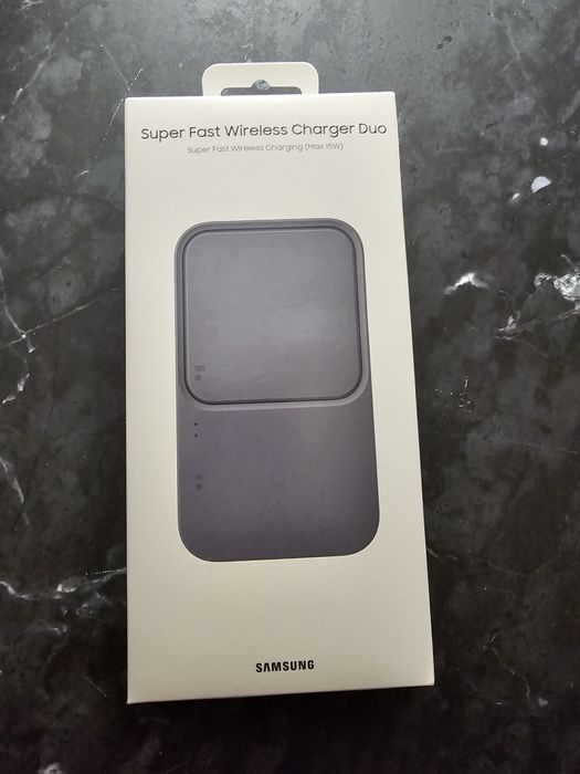Samsung super fast wireless charger duo