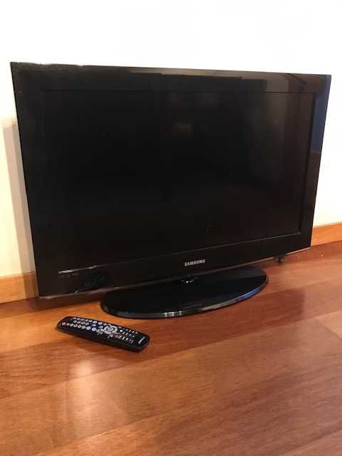 TV Samsung 32" usada