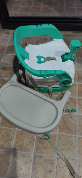 Cadeira de refeição de bebê