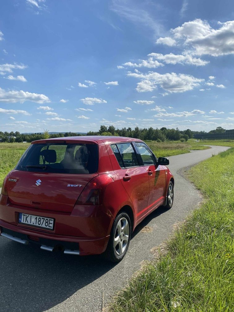 Suzuki Swift 2005 1.5 benzyna