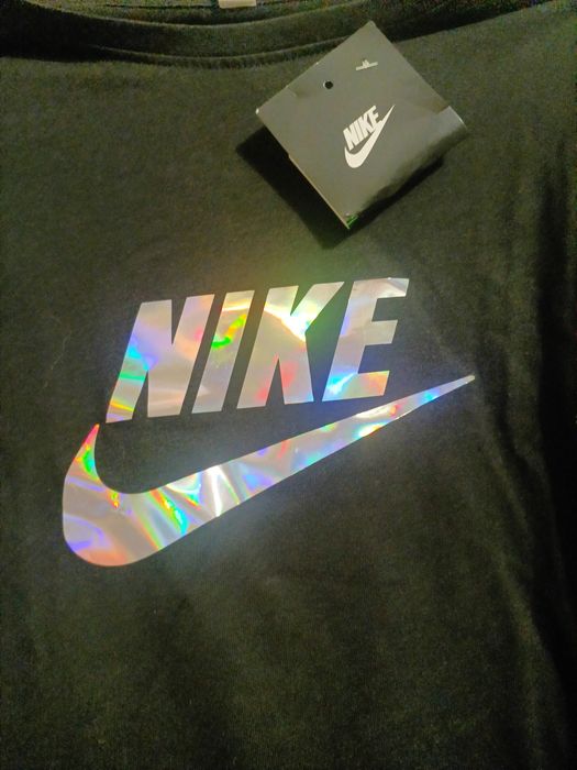 Czarna koszulka damska